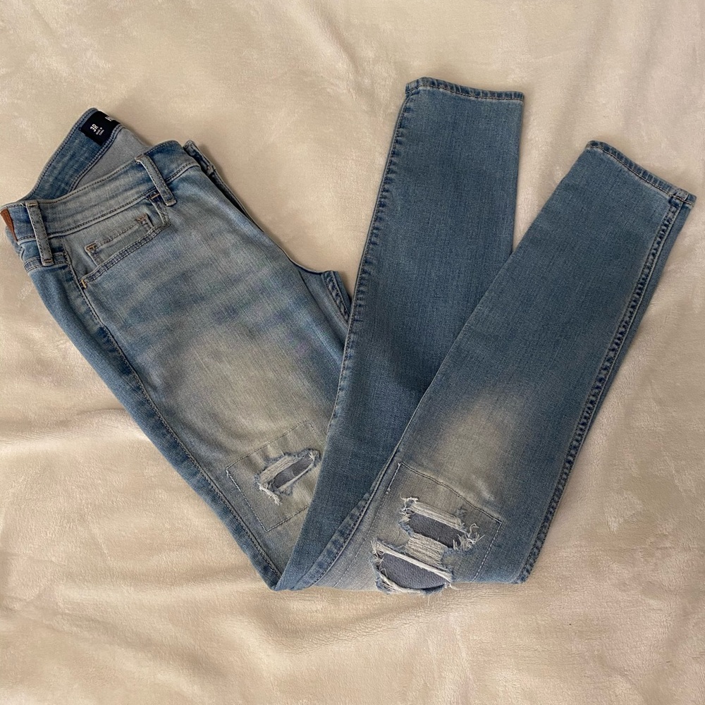Hollister light wash jeans